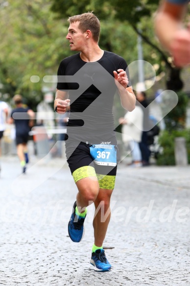 Hofmühlvolksfest-Halbmarathon Gloffer Werd