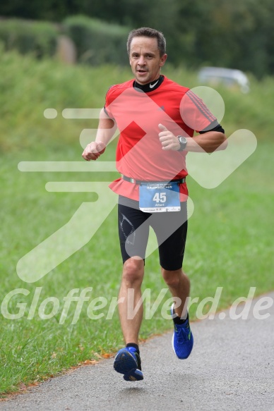 Hofmühlvolksfest-Halbmarathon Gloffer Werd