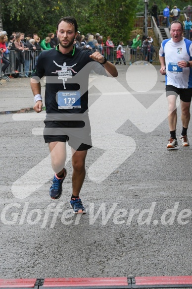 Hofmühlvolksfest-Halbmarathon Gloffer Werd