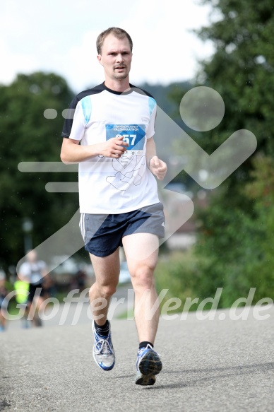 Hofmühl Volksfest-Halbmarathon Gloffer Werd