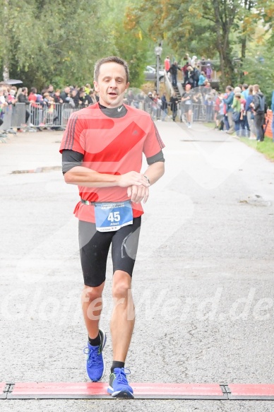 Hofmühlvolksfest-Halbmarathon Gloffer Werd