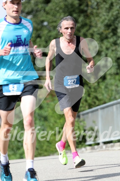 Hofmühl Volksfest-Halbmarathon Gloffer Werd