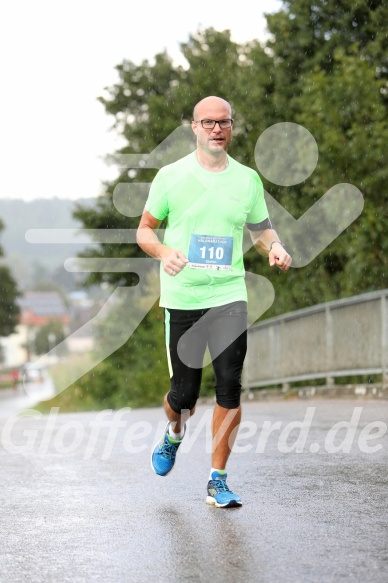 Hofmühl Volksfest-Halbmarathon Gloffer Werd