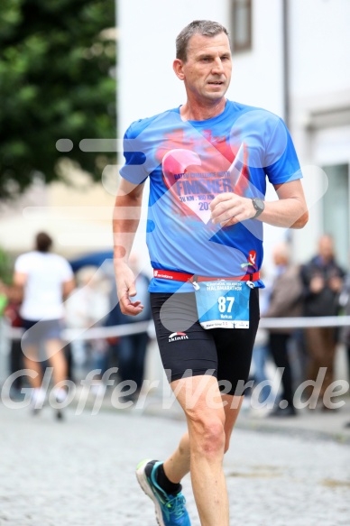 Hofmühlvolksfest-Halbmarathon Gloffer Werd