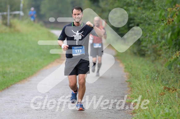 Hofmühlvolksfest-Halbmarathon Gloffer Werd