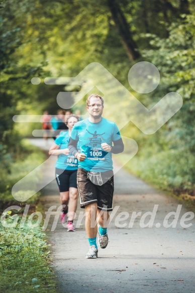 Hofmühlvolksfest-Halbmarathon Gloffer Werd