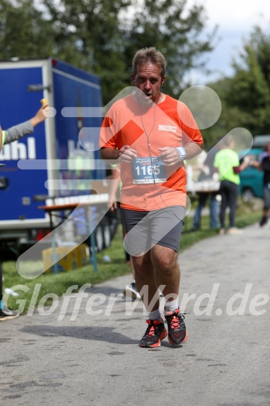 Hofmühl Volksfest-Halbmarathon Gloffer Werd