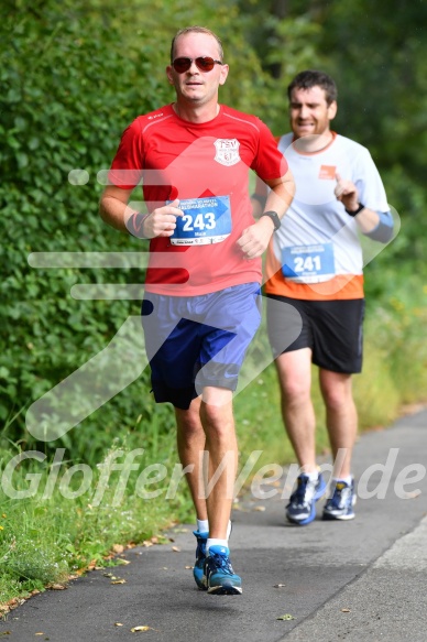 Hofmühl Volksfest-Halbmarathon Gloffer Werd