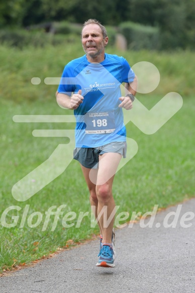 Hofmühlvolksfest-Halbmarathon Gloffer Werd