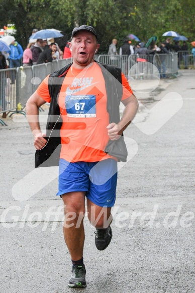 Hofmühlvolksfest-Halbmarathon Gloffer Werd