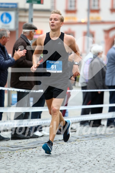 Hofmühlvolksfest-Halbmarathon Gloffer Werd