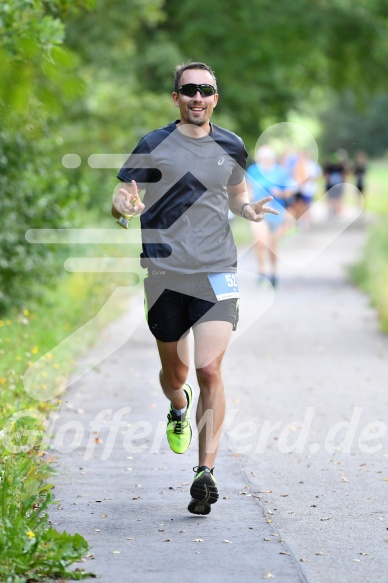 Hofmühl Volksfest-Halbmarathon Gloffer Werd