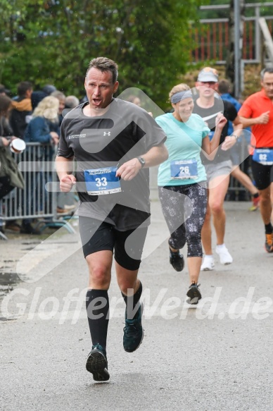 Hofmühlvolksfest-Halbmarathon Gloffer Werd