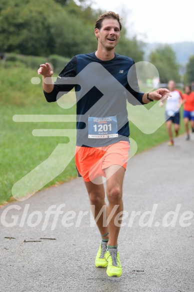 Hofmühlvolksfest-Halbmarathon Gloffer Werd