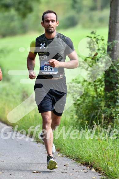 Hofmühl Volksfest-Halbmarathon Gloffer Werd