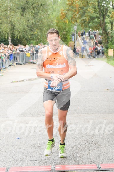 Hofmühlvolksfest-Halbmarathon Gloffer Werd