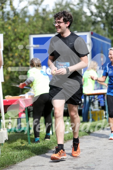 Hofmühl Volksfest-Halbmarathon Gloffer Werd