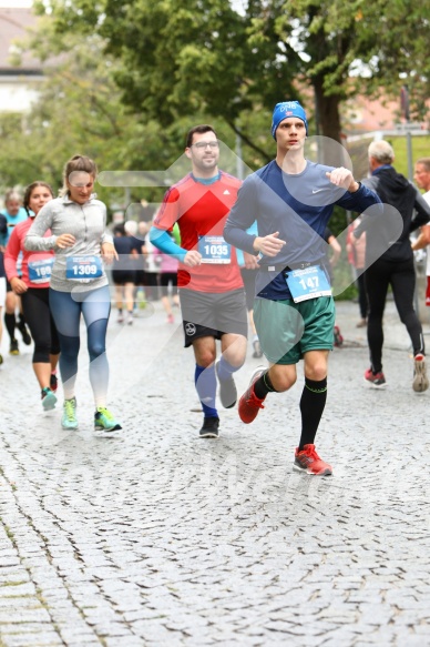 Hofmühlvolksfest-Halbmarathon Gloffer Werd