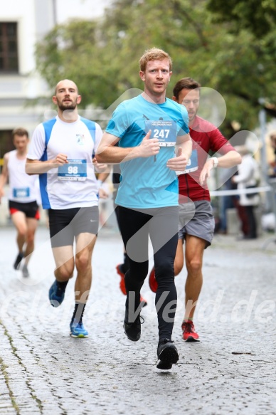 Hofmühlvolksfest-Halbmarathon Gloffer Werd