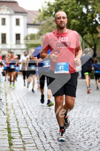 Hofmühlvolksfest-Halbmarathon Gloffer Werd