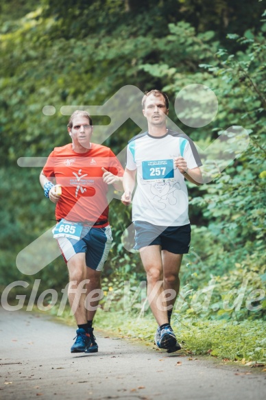 Hofmühlvolksfest-Halbmarathon Gloffer Werd