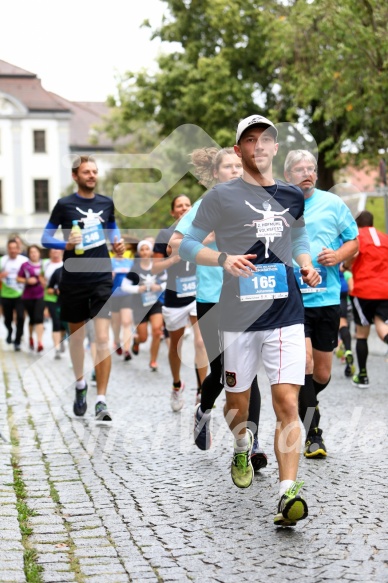 Hofmühlvolksfest-Halbmarathon Gloffer Werd