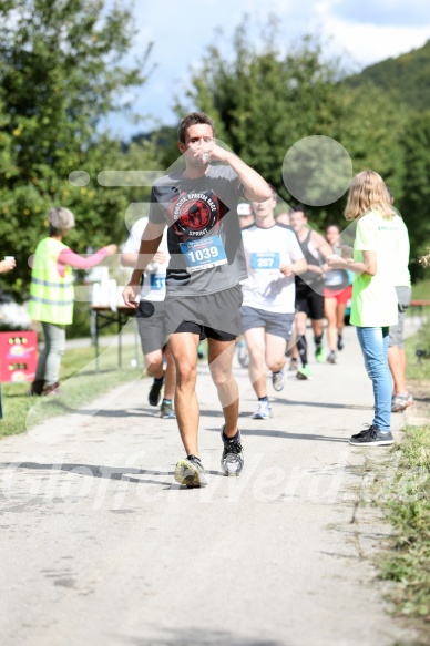 Hofmühl Volksfest-Halbmarathon Gloffer Werd