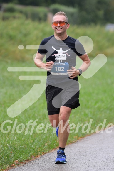 Hofmühlvolksfest-Halbmarathon Gloffer Werd