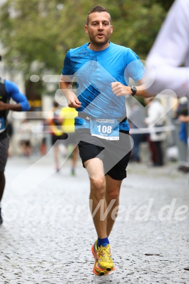 Hofmühlvolksfest-Halbmarathon Gloffer Werd