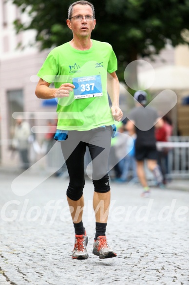 Hofmühlvolksfest-Halbmarathon Gloffer Werd