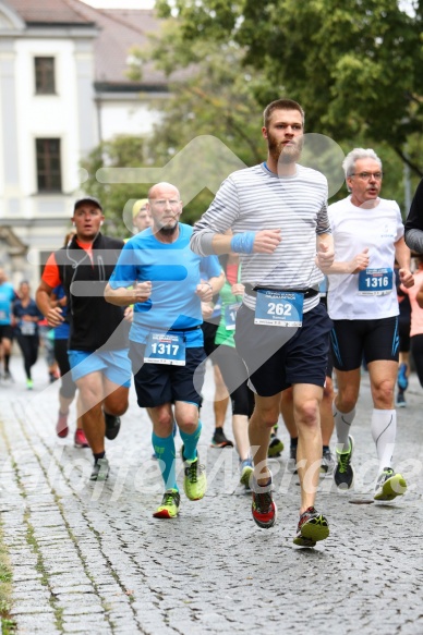 Hofmühlvolksfest-Halbmarathon Gloffer Werd