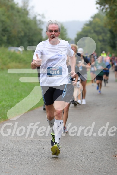 Hofmühlvolksfest-Halbmarathon Gloffer Werd