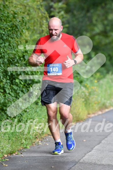 Hofmühl Volksfest-Halbmarathon Gloffer Werd