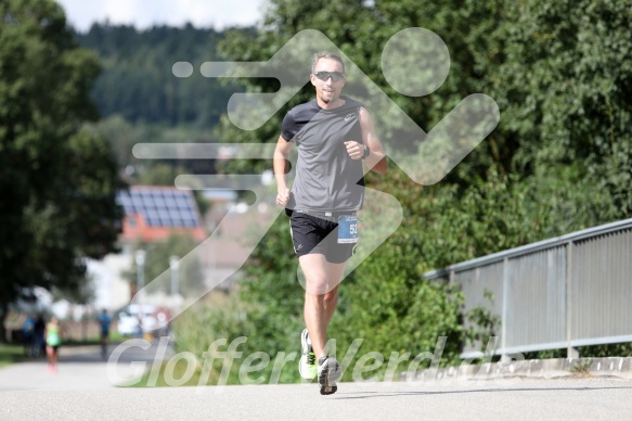 Hofmühl Volksfest-Halbmarathon Gloffer Werd