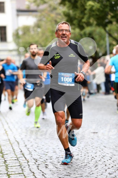 Hofmühlvolksfest-Halbmarathon Gloffer Werd