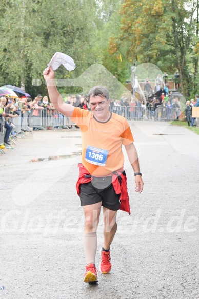 Hofmühlvolksfest-Halbmarathon Gloffer Werd