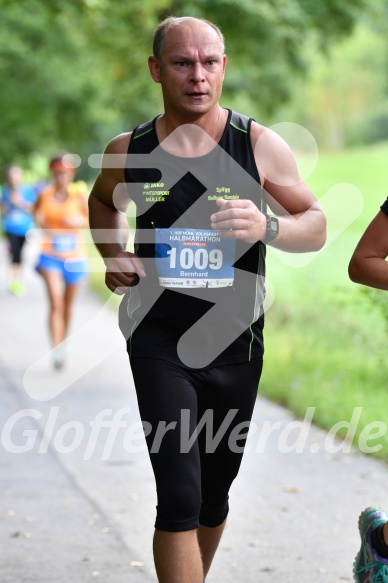 Hofmühl Volksfest-Halbmarathon Gloffer Werd