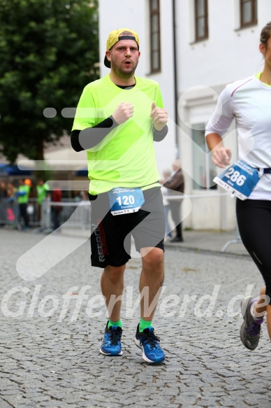 Hofmühlvolksfest-Halbmarathon Gloffer Werd