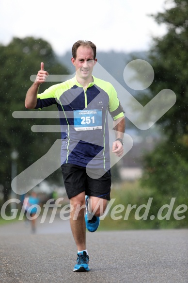 Hofmühl Volksfest-Halbmarathon Gloffer Werd