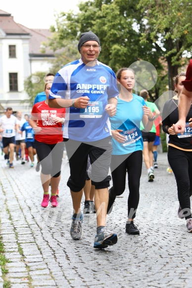 Hofmühlvolksfest-Halbmarathon Gloffer Werd