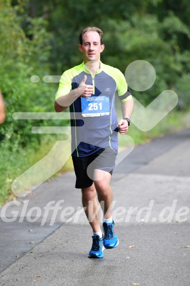 Hofmühl Volksfest-Halbmarathon Gloffer Werd