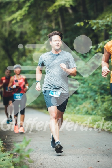 Hofmühlvolksfest-Halbmarathon Gloffer Werd