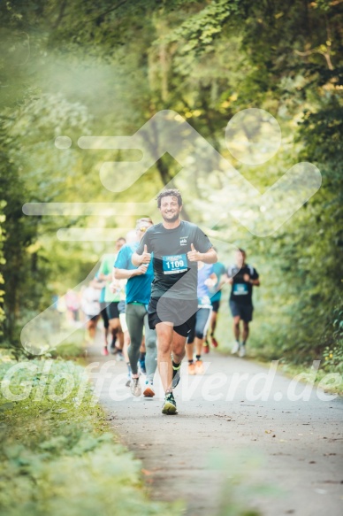 Hofmühlvolksfest-Halbmarathon Gloffer Werd