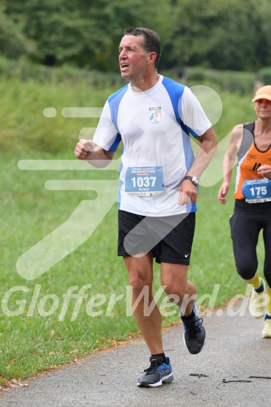 Hofmühlvolksfest-Halbmarathon Gloffer Werd