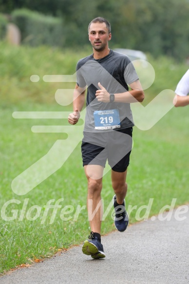 Hofmühlvolksfest-Halbmarathon Gloffer Werd