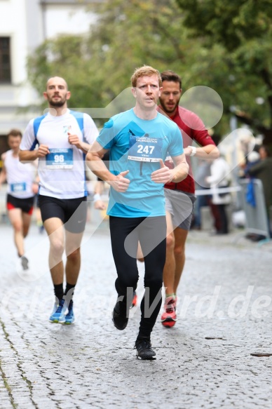 Hofmühlvolksfest-Halbmarathon Gloffer Werd