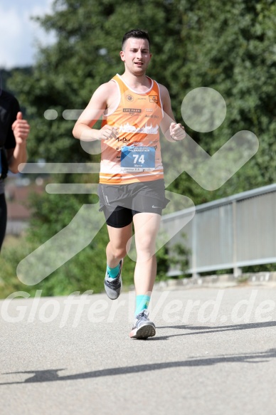 Hofmühl Volksfest-Halbmarathon Gloffer Werd