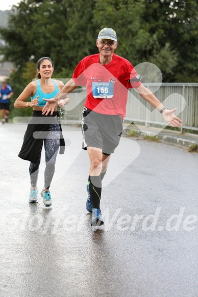 Hofmühl Volksfest-Halbmarathon Gloffer Werd