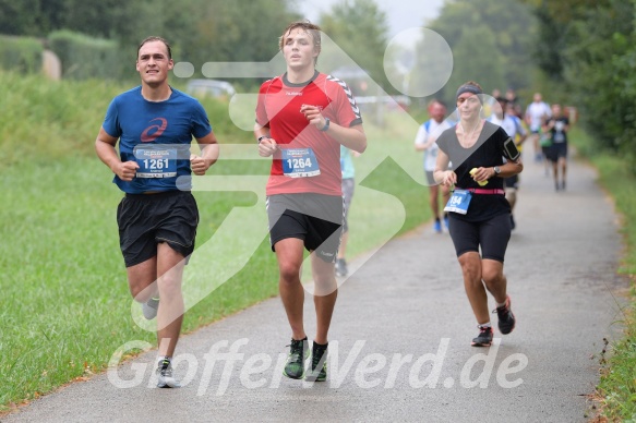 Hofmühlvolksfest-Halbmarathon Gloffer Werd