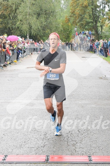 Hofmühlvolksfest-Halbmarathon Gloffer Werd